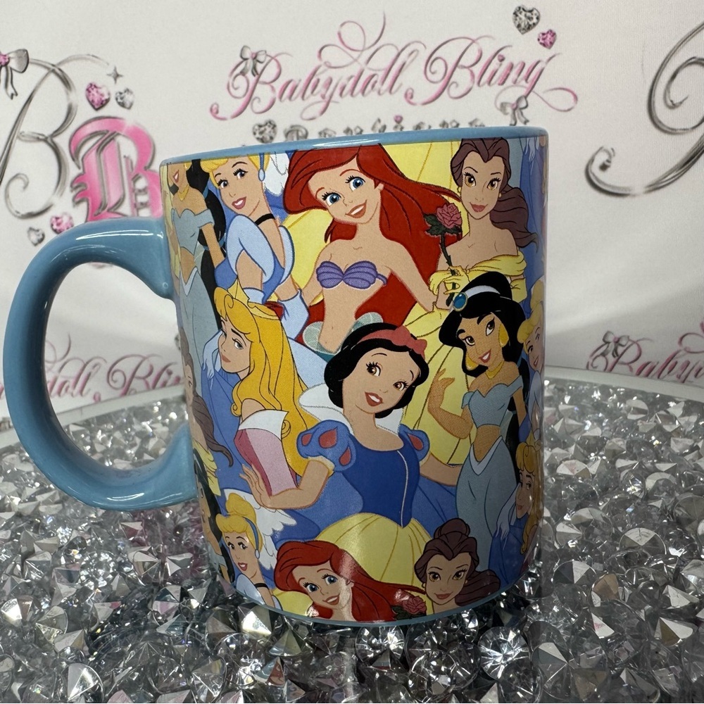Disney princess mug drinkware multi color rainbow 🌈 blue brand new cute cup